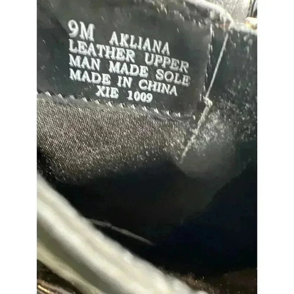 Ann  Klein black boots size 9 M - Picture 6 of 6